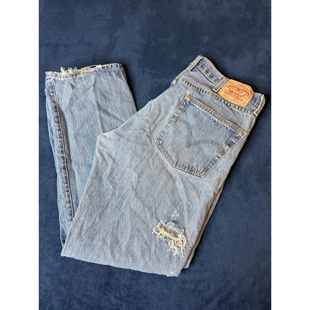 Vtg Levis 501XX Button Fly Jeans Made in USA Light Wash Blue Sz 35x32